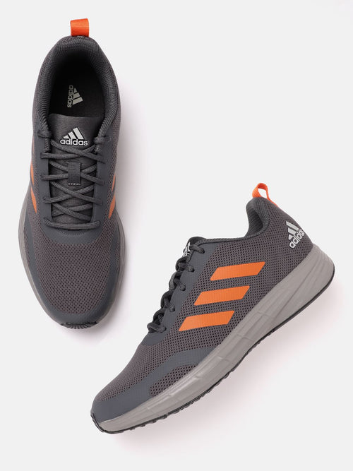  ADIDAS Men Woven Design Stunner MS Running Shoes