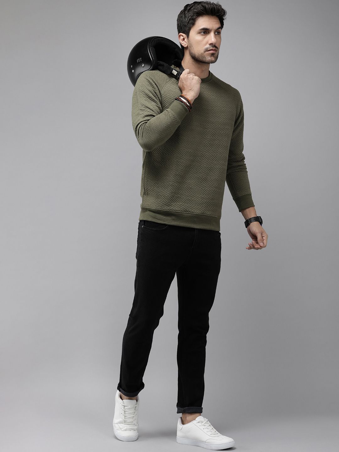  Roadster Raglan Sleeves Pullover Sweatshirt