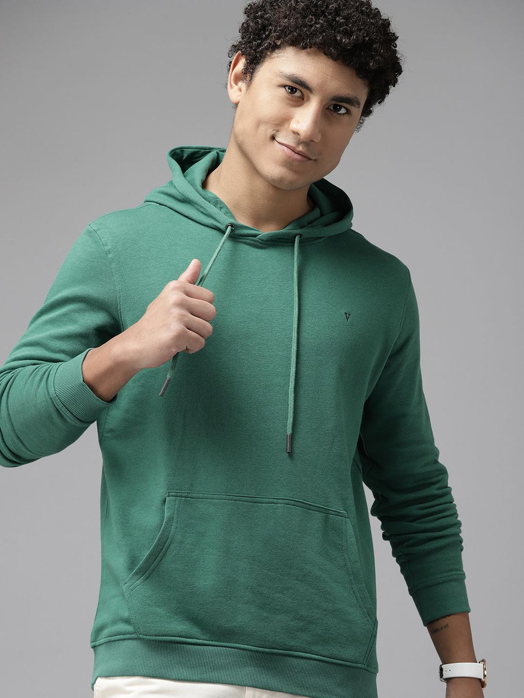  Van Heusen Men Green Solid Hooded Sweatshirt
