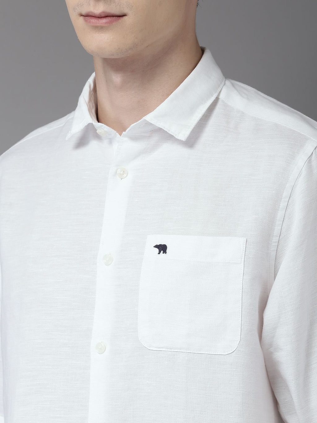  THE BEAR HOUSE Men White Club Slim Fit Solid Casual Shirt