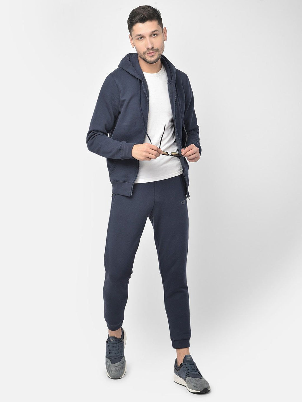  Woodland Men Navy Blue Solid Sweatshirt