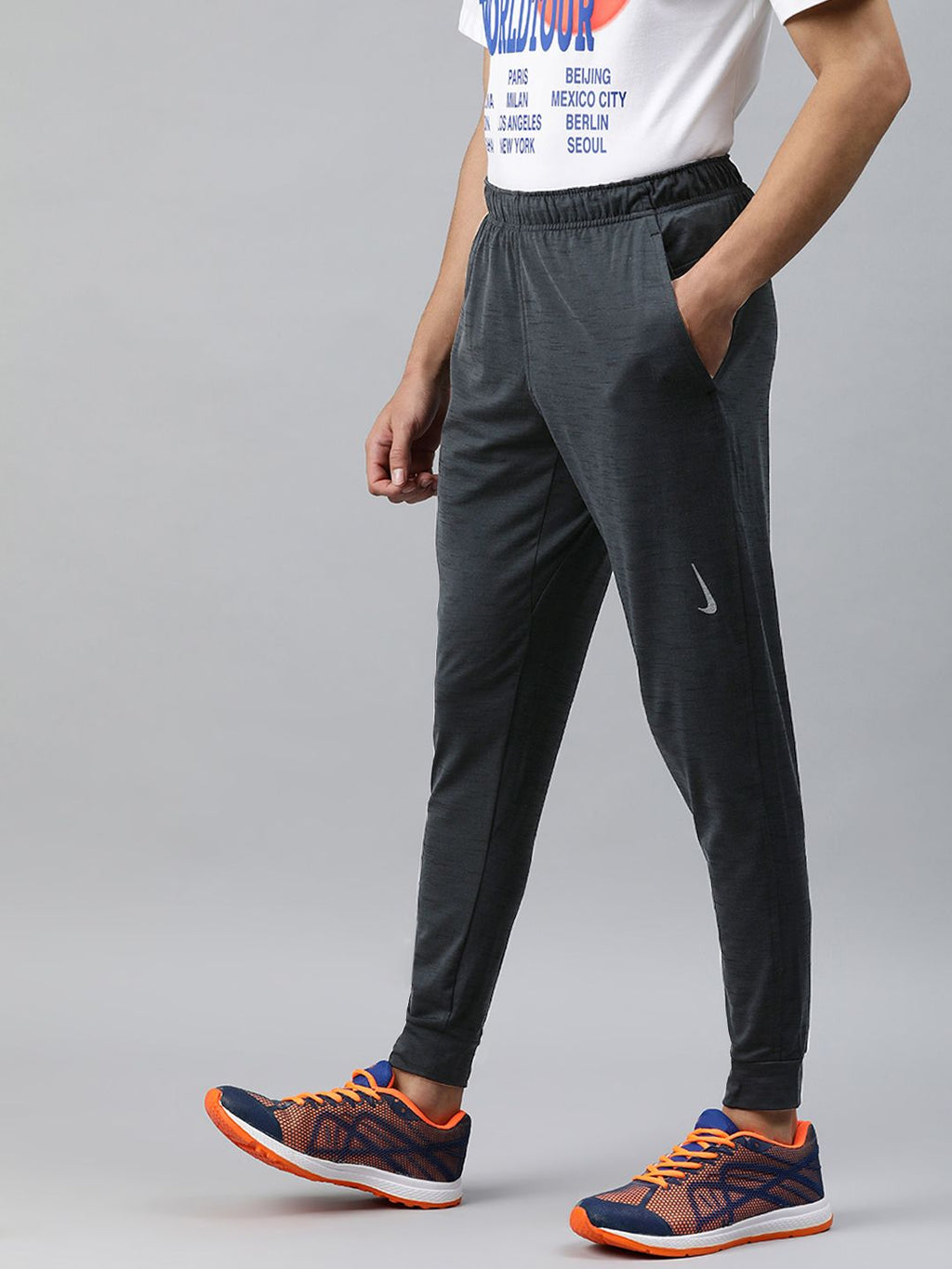  Nike Men's Grey Solid Dri-FIT Track Pants