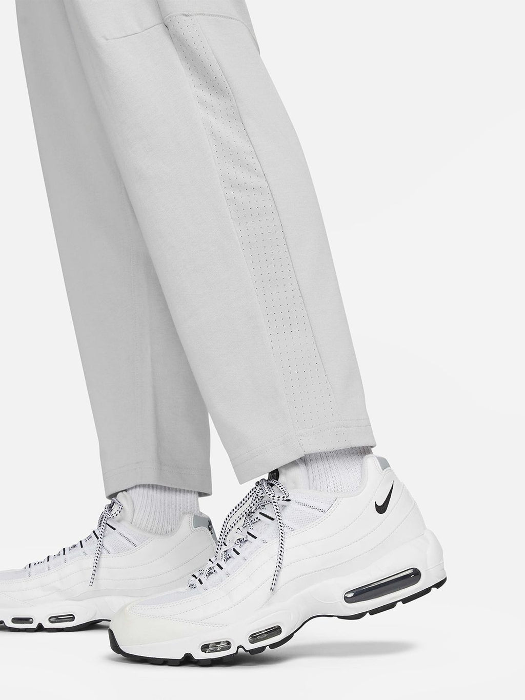  Nike Men Lightweight Open Hem Track Pants