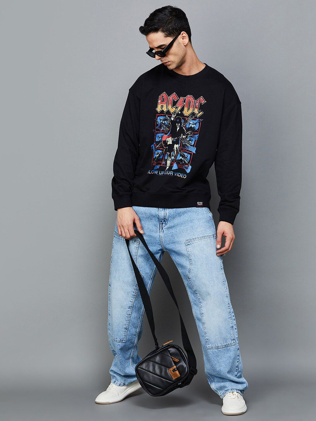  Forca Graphic Print Pullover Sweatshirt
