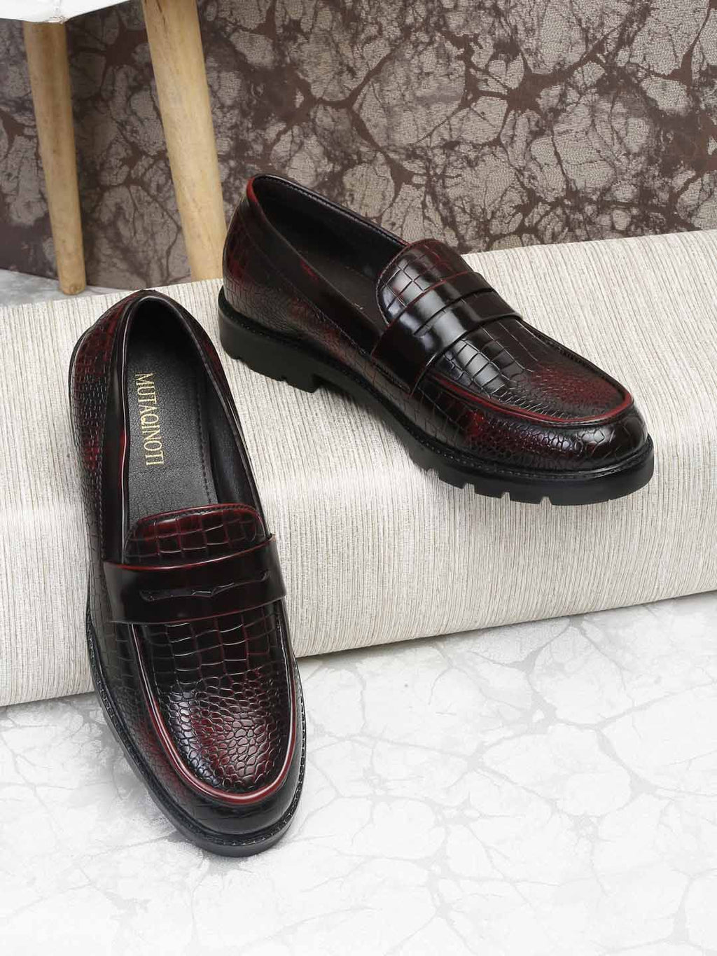  MUTAQINOTI Men Textured Vegan Leather Formal Loafers