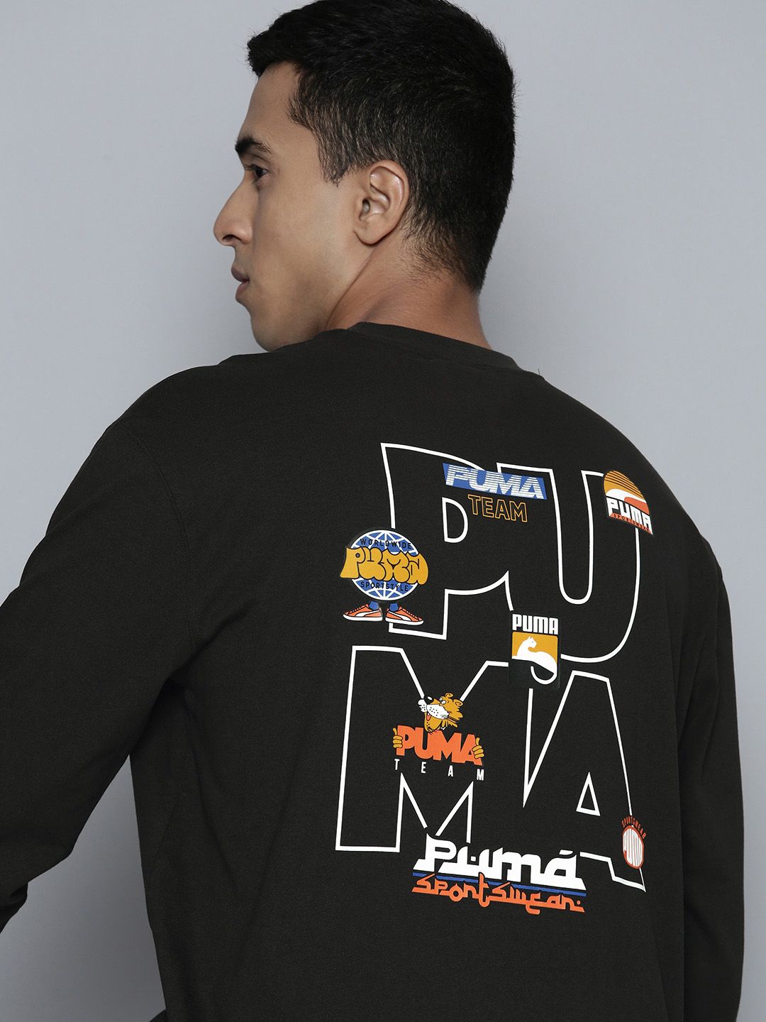  Puma Men UPTOWN Graphic Printed T-shirt