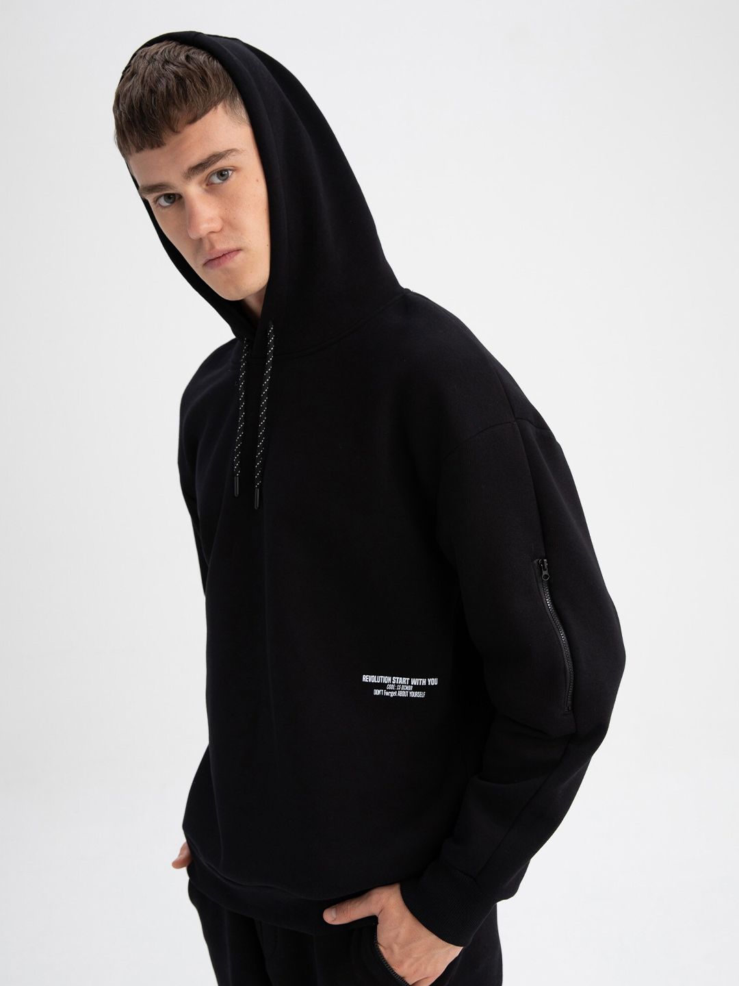  DeFacto Hooded Cotton Sweatshirt