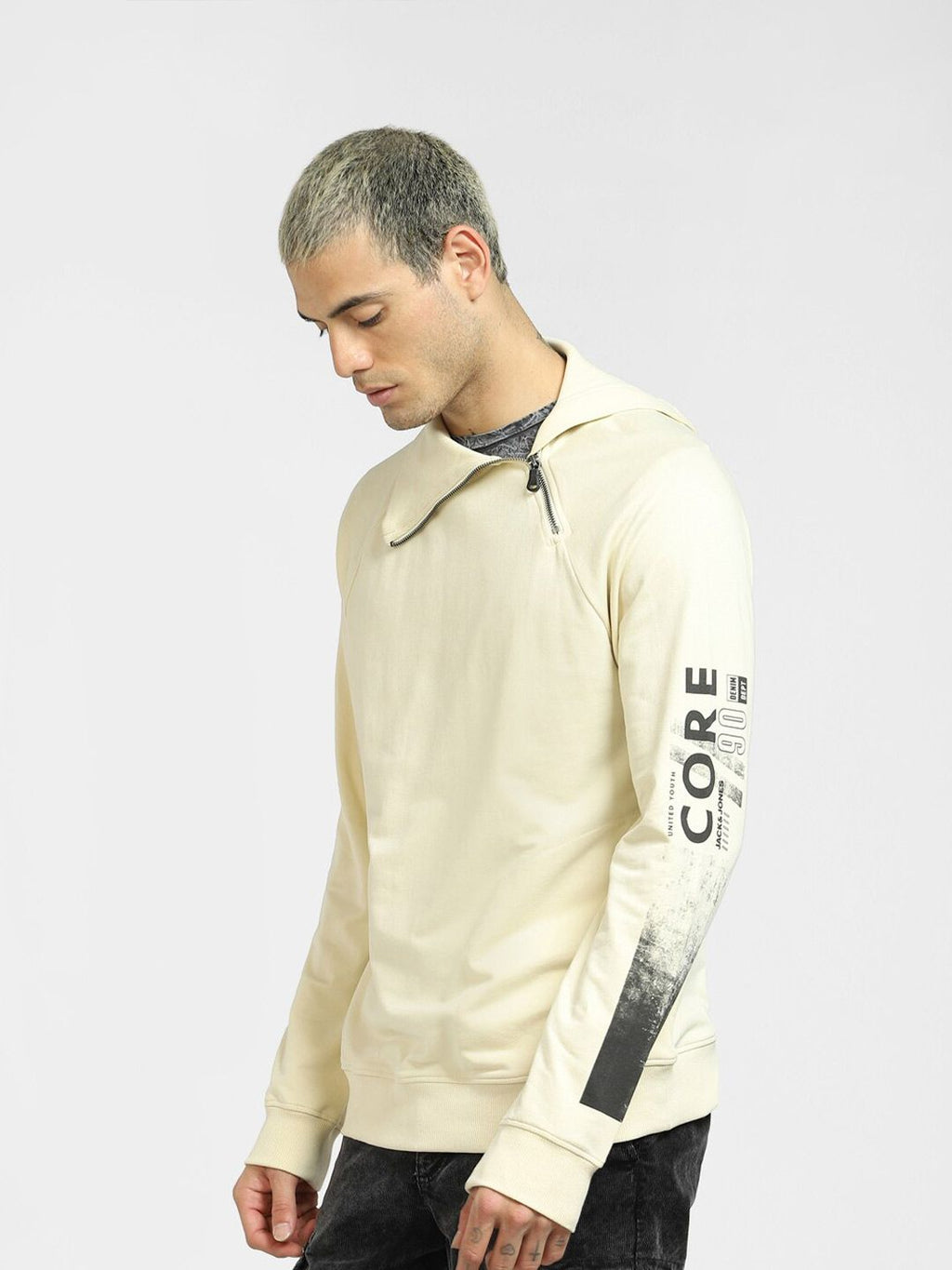  Jack & Jones Men Beige Sweatshirt