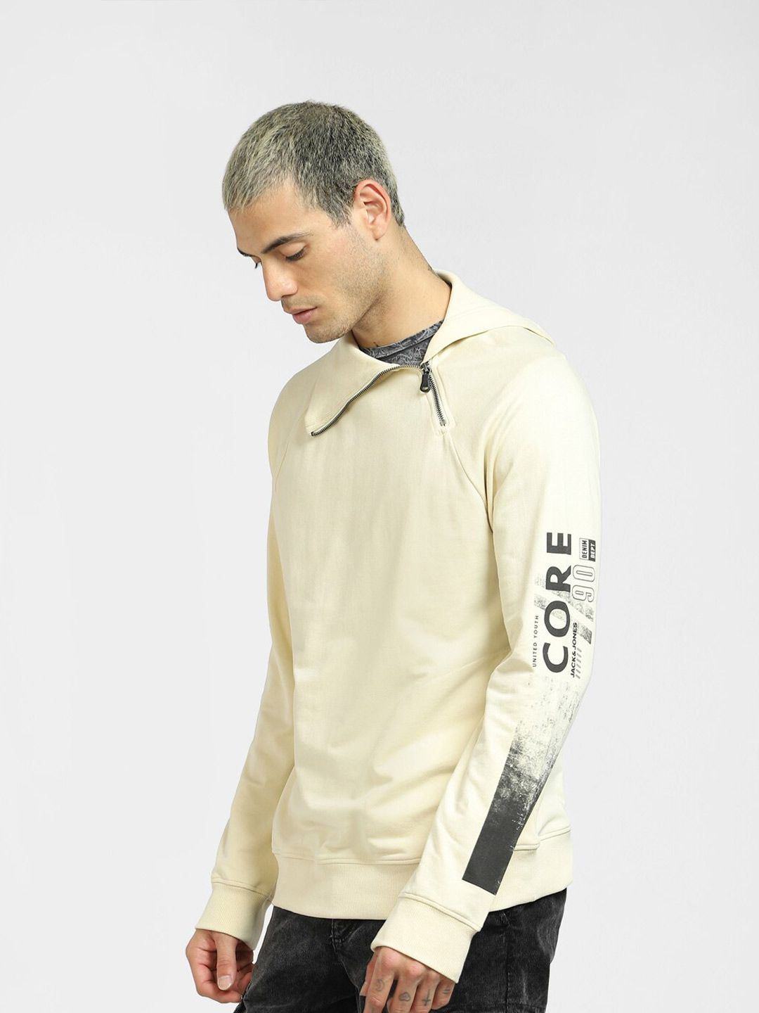  Jack & Jones Men Beige Sweatshirt