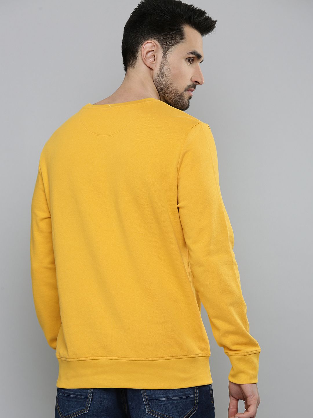  Levis Men Yellow Printed Pure Cotton Sweatshirt
