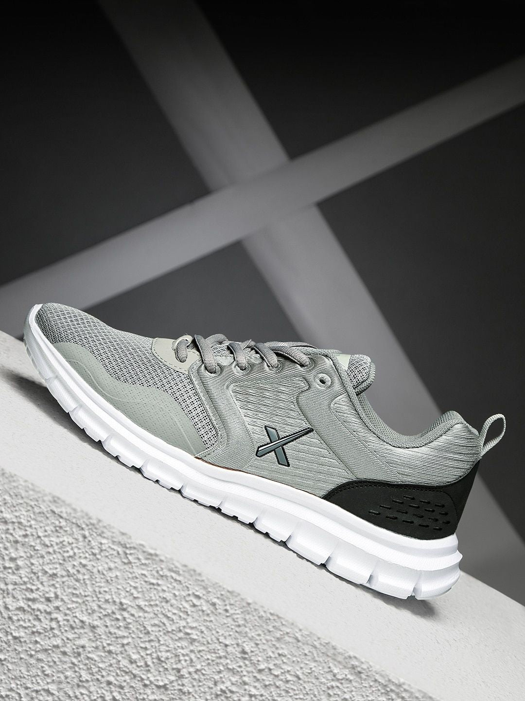  HRX By Hrithik Roshan Men Grey Knit Run 1.0 Running Shoes