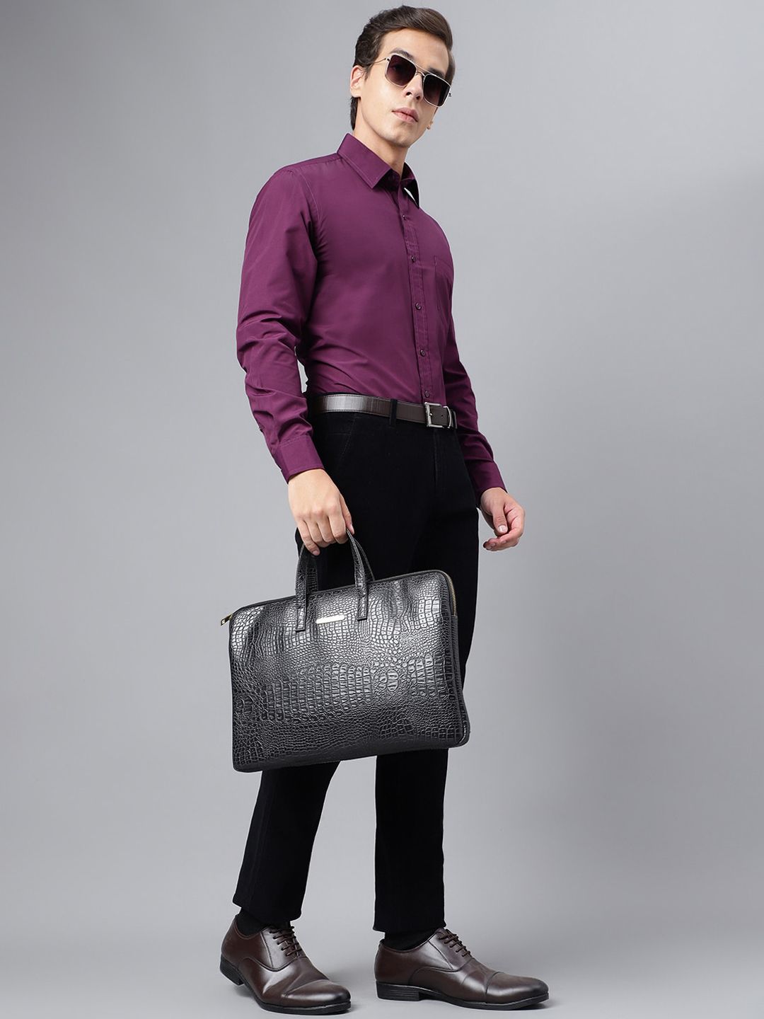  Hancock Men Solid Corduroy Slim Fit Formal Trousers