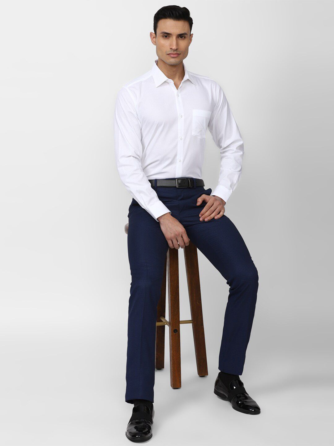  Van Heusen Men Pure Cotton Formal Shirt