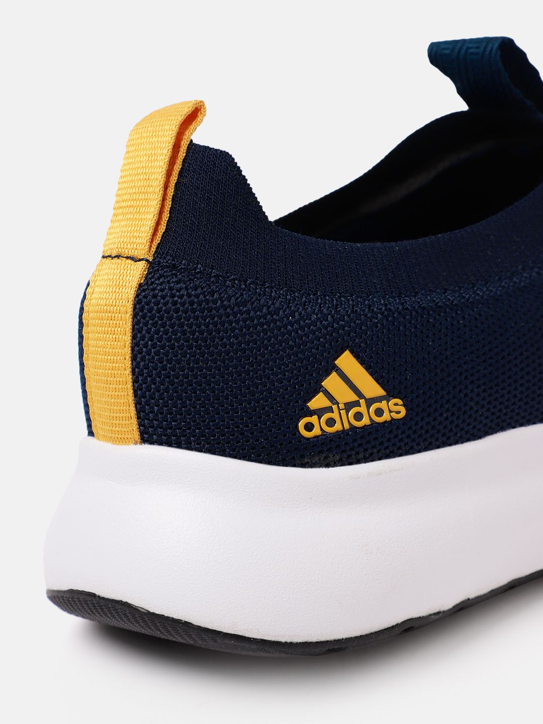  ADIDAS Men Woven Design Walk Wagon Walking Shoes