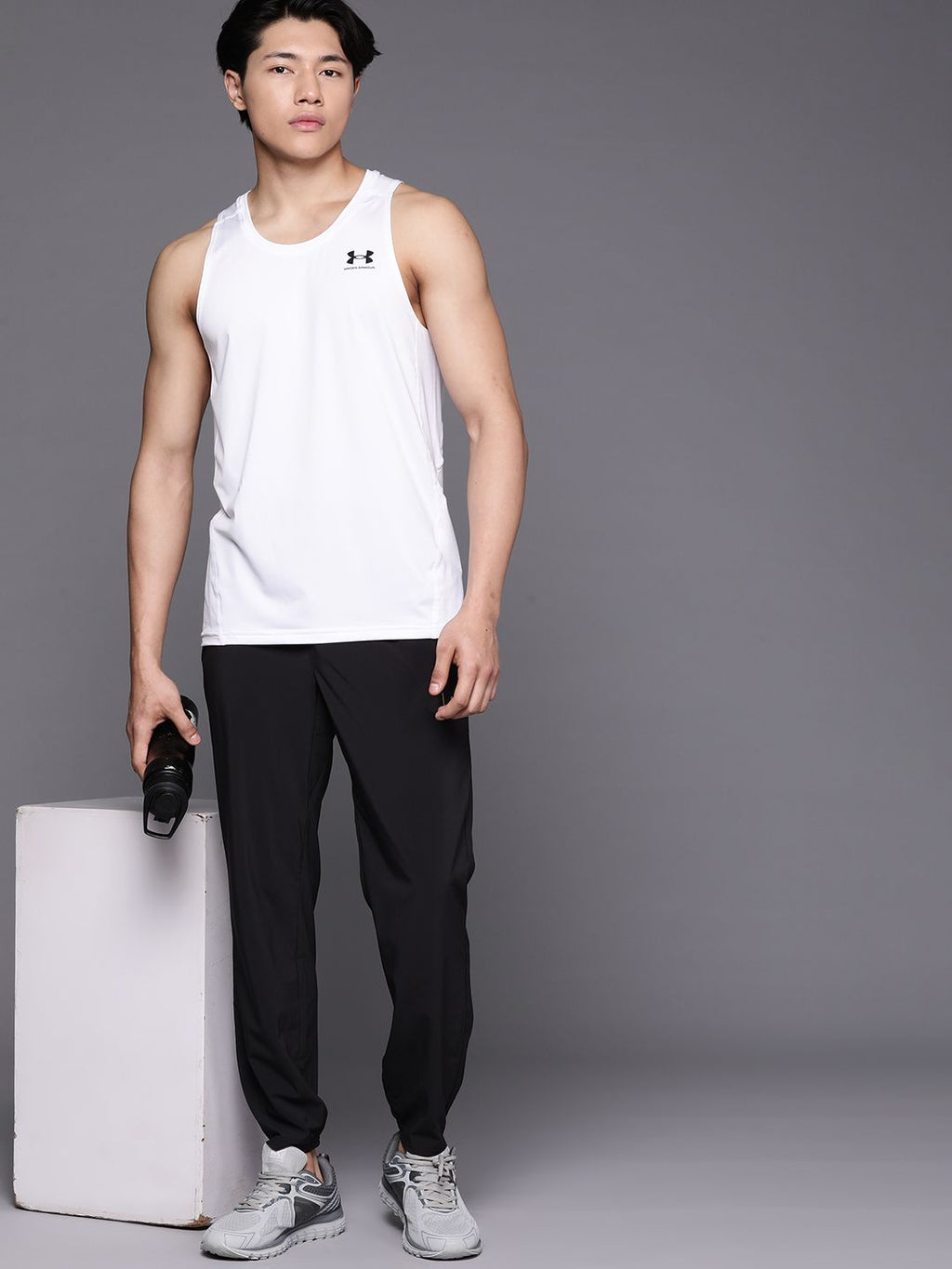  UNDER ARMOUR Brand Logo Print Detail Slim Fit Heat Gear Fitted Tank T-shirt