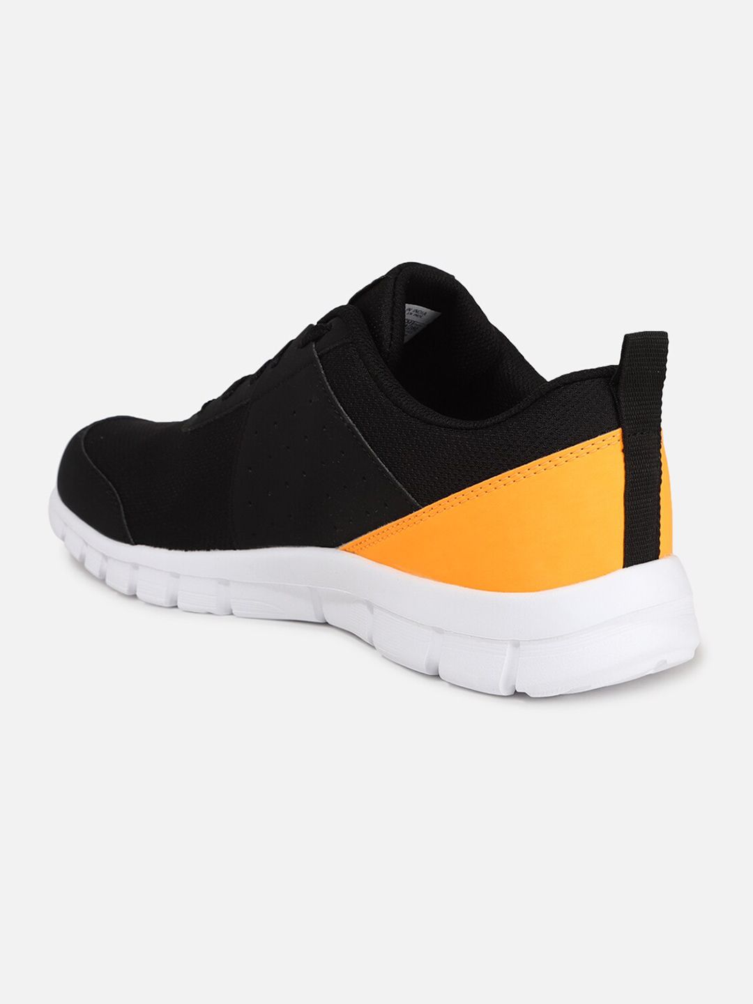  Reebok Men Travellar LP M Running Shoes