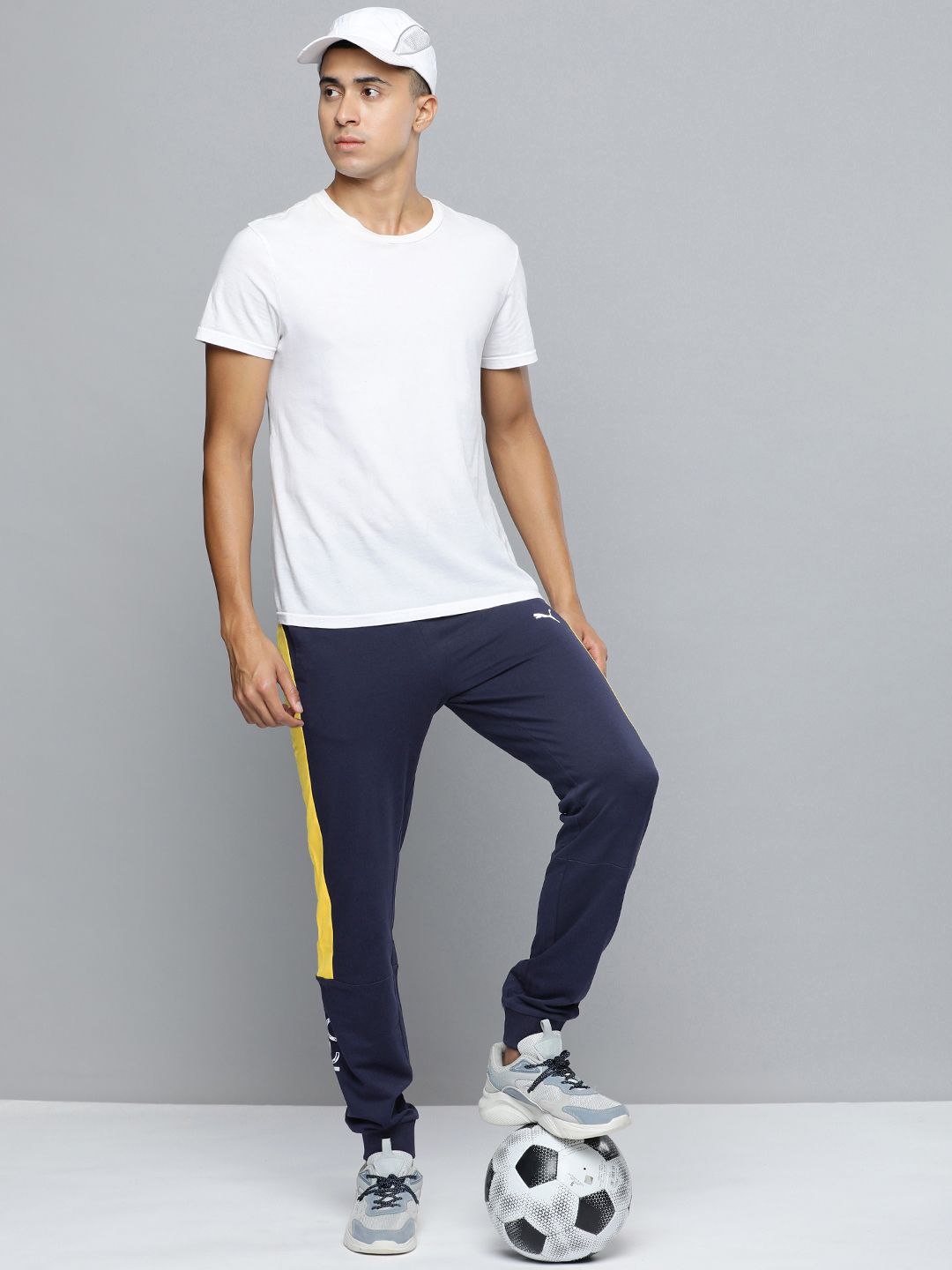  One8 X PUMA Virat Kohli Men Brand Logo Print & Side Taping Colourblocked Slim Fit Joggers
