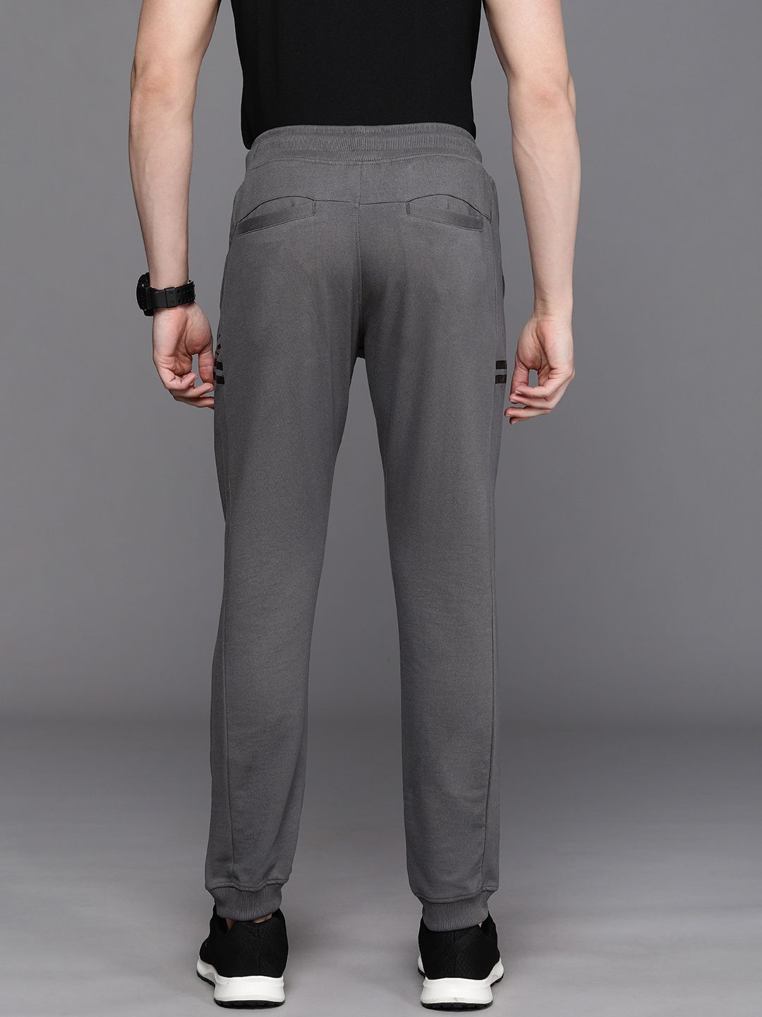  WROGN Men Brand Logo Printed Mid Rise Knitted Joggers