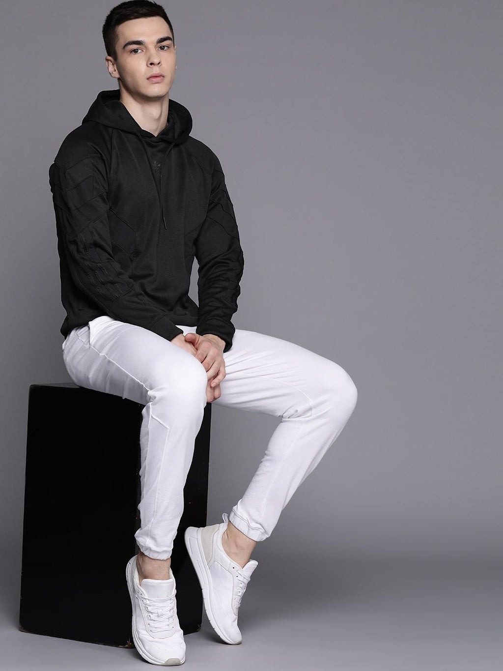  ADIDAS Originals Men Revike Hooded Sweatshirt
