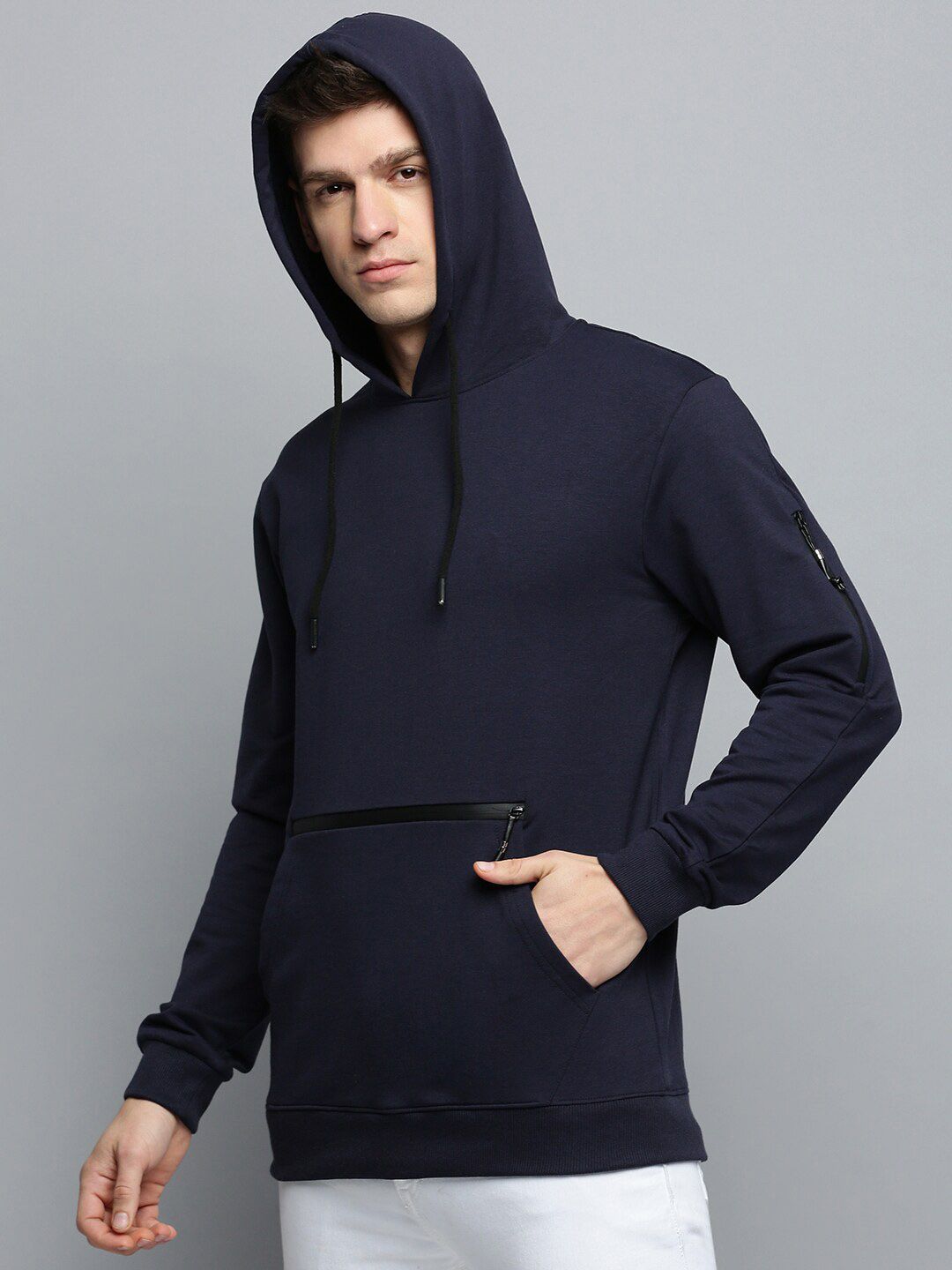 SHOWOFF Hooded Cotton Sweatshirt