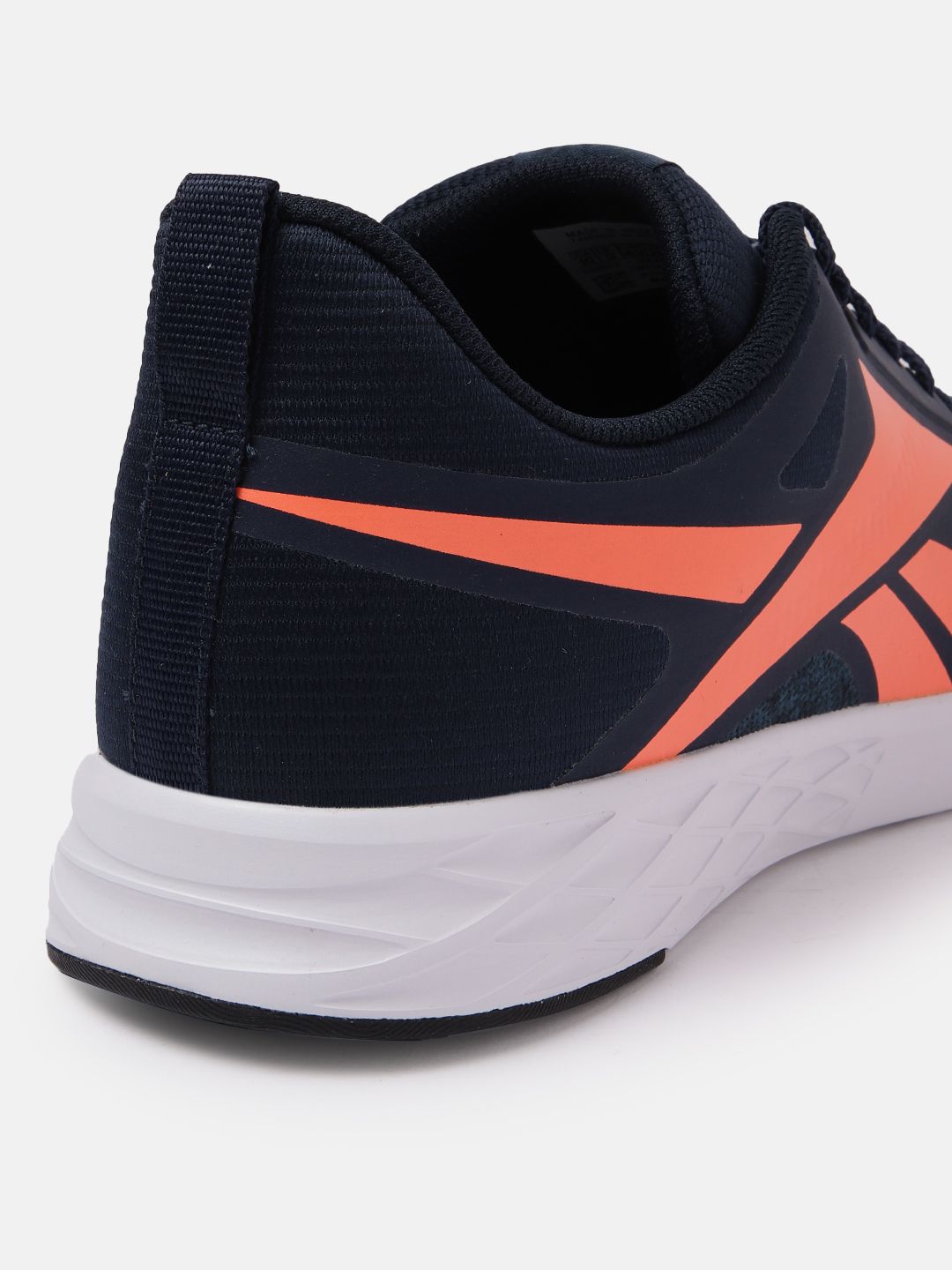  Reebok Men Woven Design City Central Running Shoes