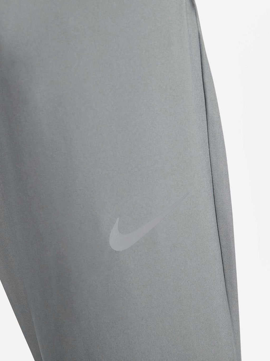  Nike Essential Woven Running Joggers