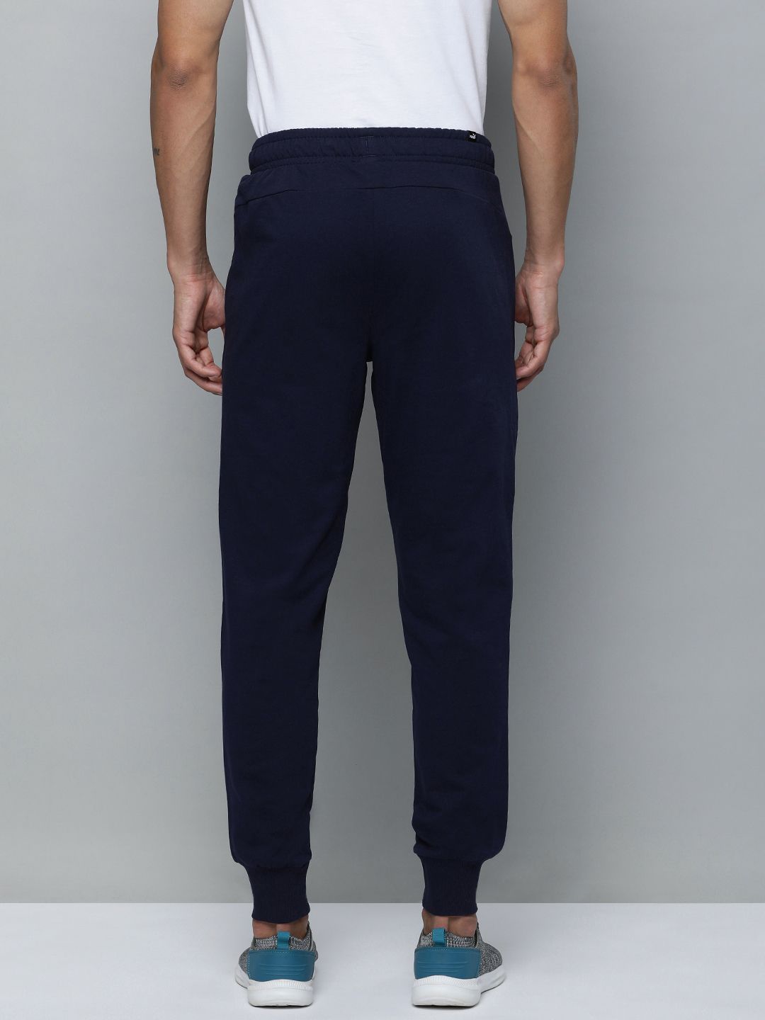  Puma Men Solid Mid Rise Joggers