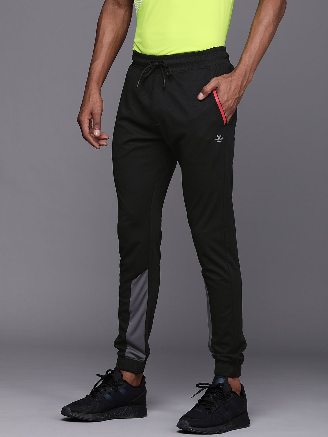  WROGN ACTIVE Men Black Slim Fit Joggers