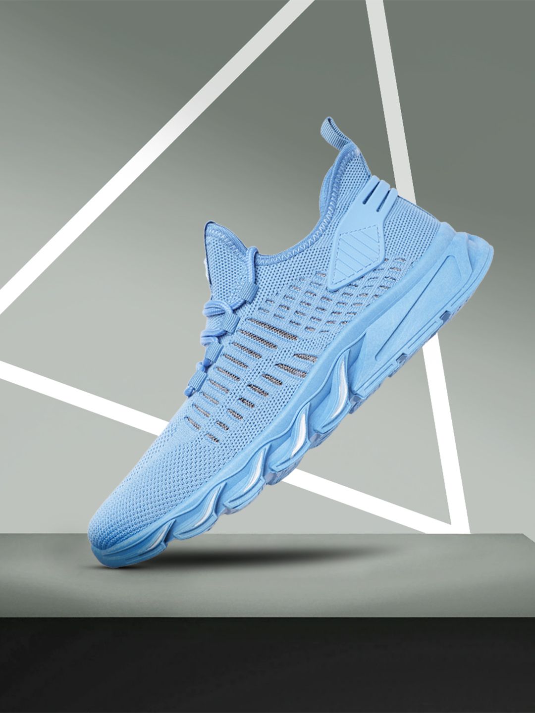  Mast & Harbour Men Blue Textured Running Shoes