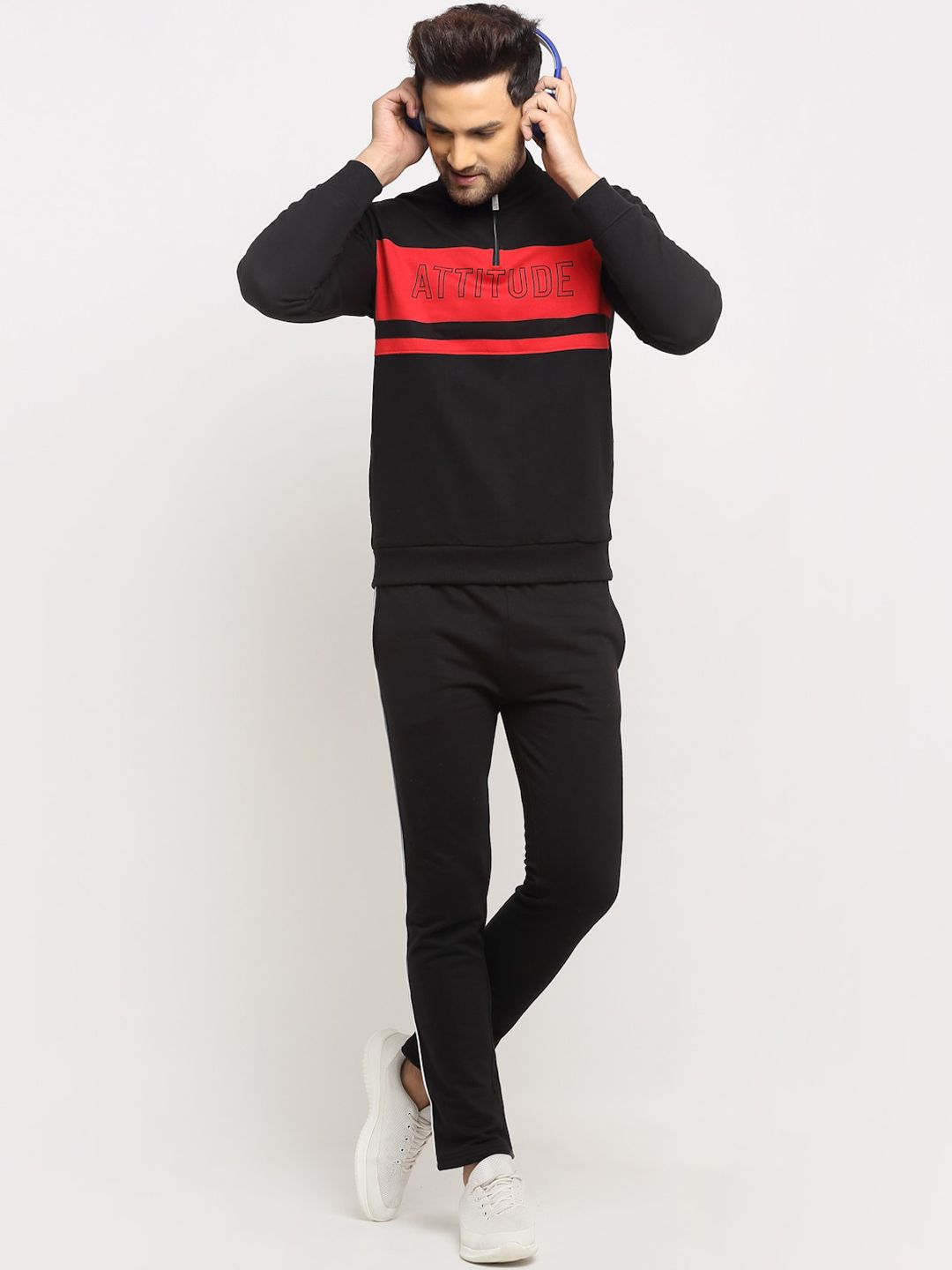  WILD WEST Men Black Colourblocked Winter Tracksuit