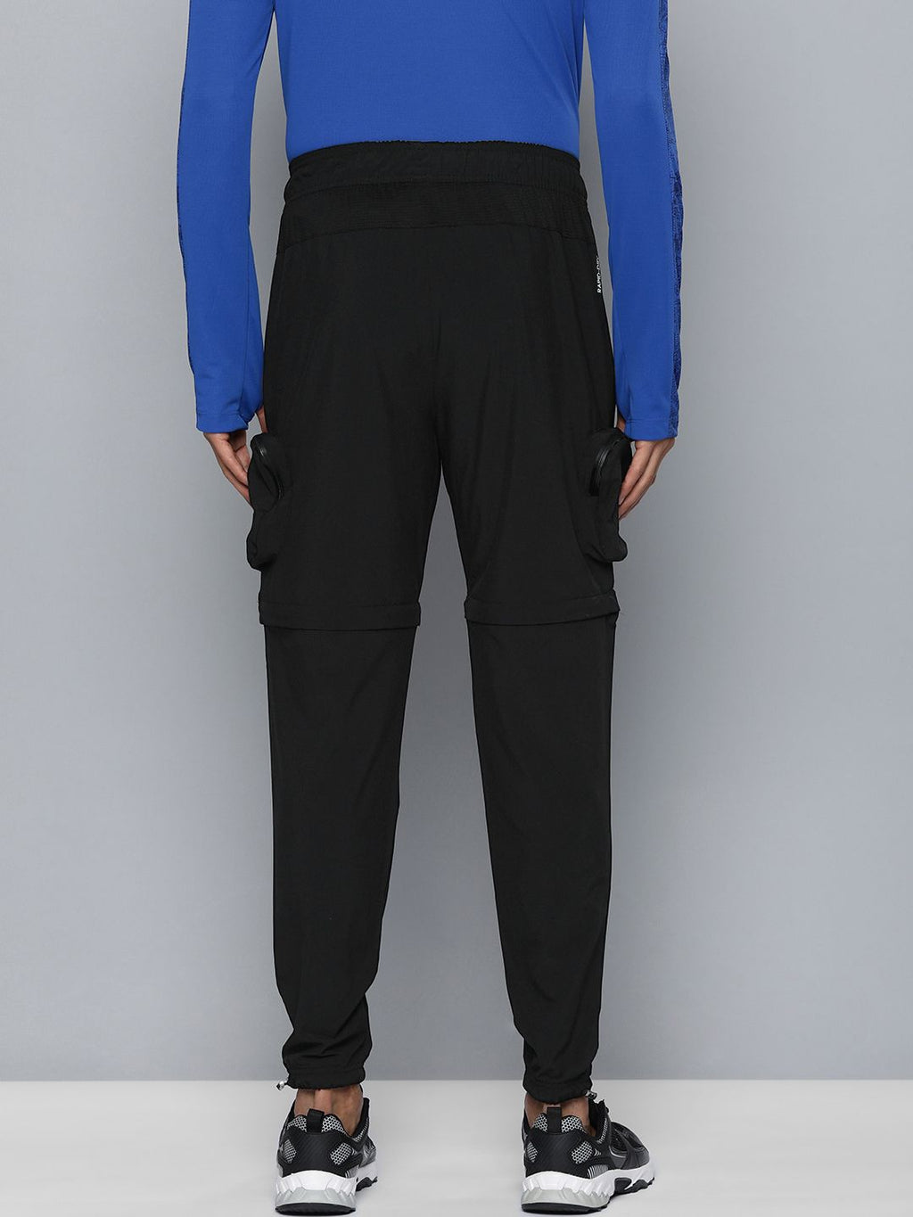  HRX By Hrithik Roshan Men EDGE Mid-Rise Rapid-Dry Joggers With Draw Cords Closure