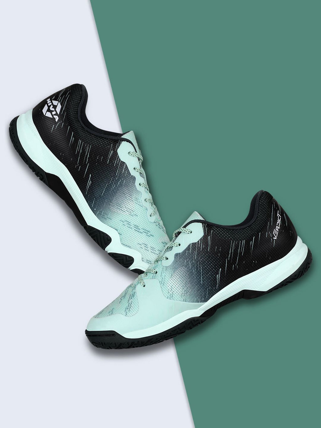  NIVIA Men Lace-Up Badminton Shoes