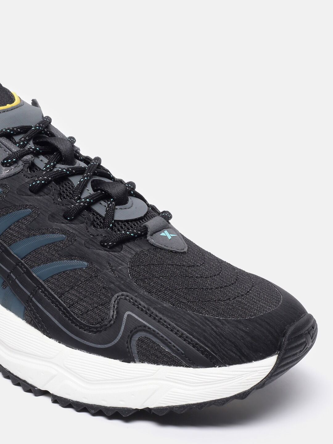  Xtep Men Super Grip EVA Textile Anti- Slip Non-Marking Running Shoes