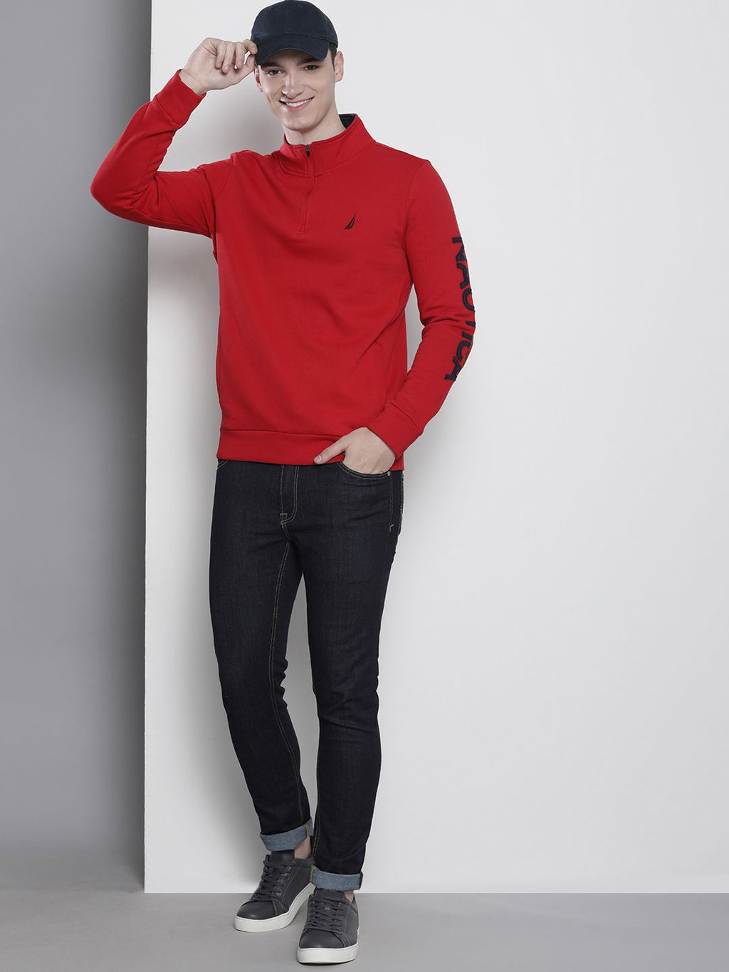  Nautica Men Sweatshirt With Embroidered Detail