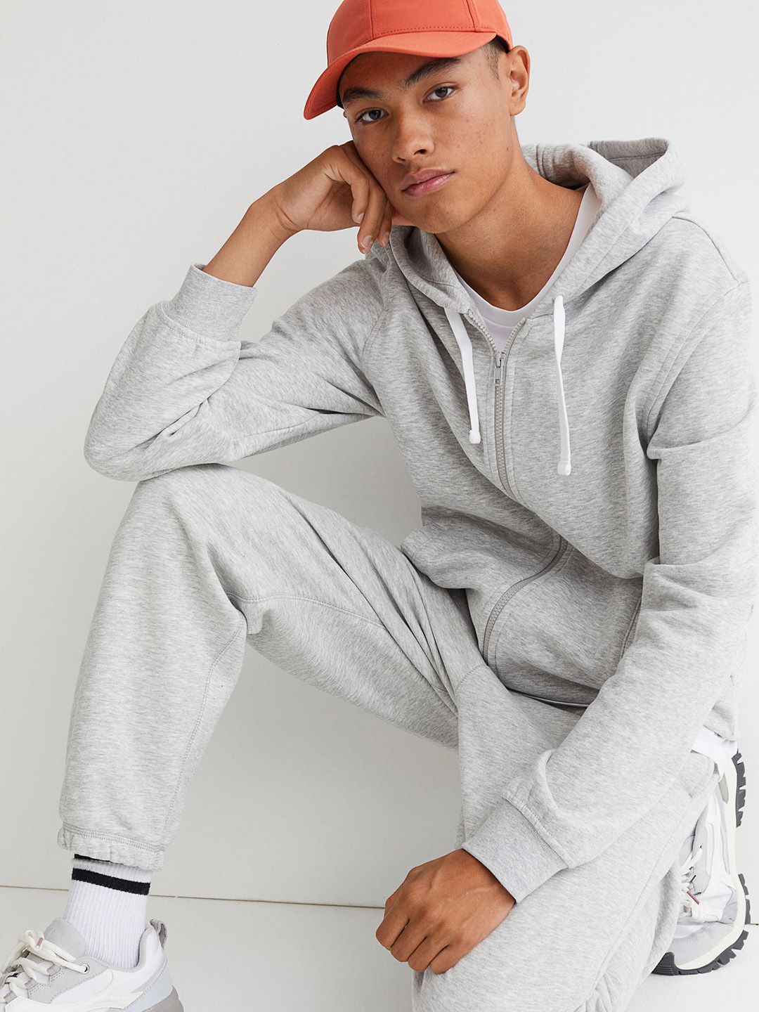  H&M Women Grey Melange Solid Relaxed Fit Zip-through Hoodie