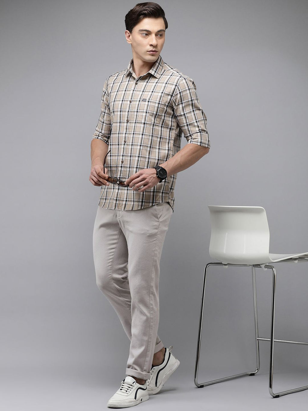  Arrow Sport Men Textured Original Slim Fit Casual Trousers