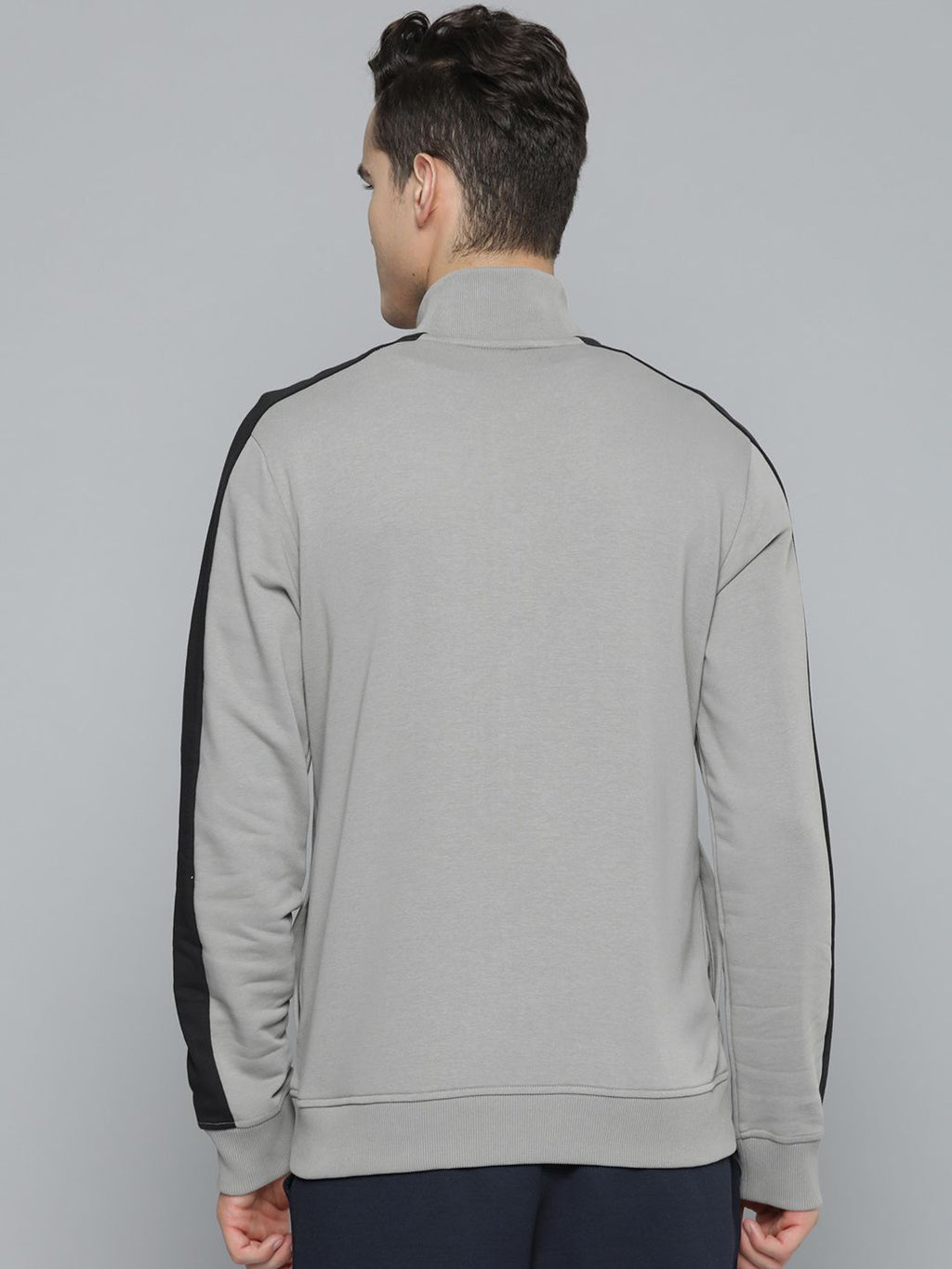  Alcis Men Grey Colourblocked Sweatshirt