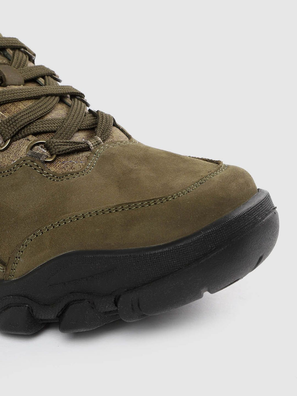  Woodland Men Nubuck Trekking Shoes