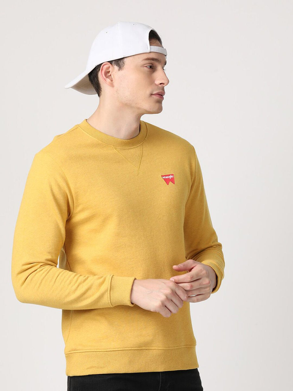  Wrangler Men Round Neck Long Sleeves Sweatshirt