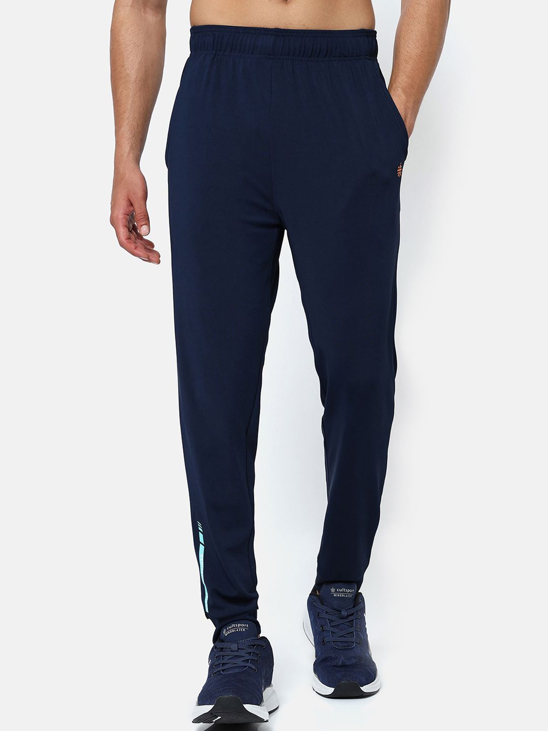  Cultsport Men Regular Fit Flydry Joggers