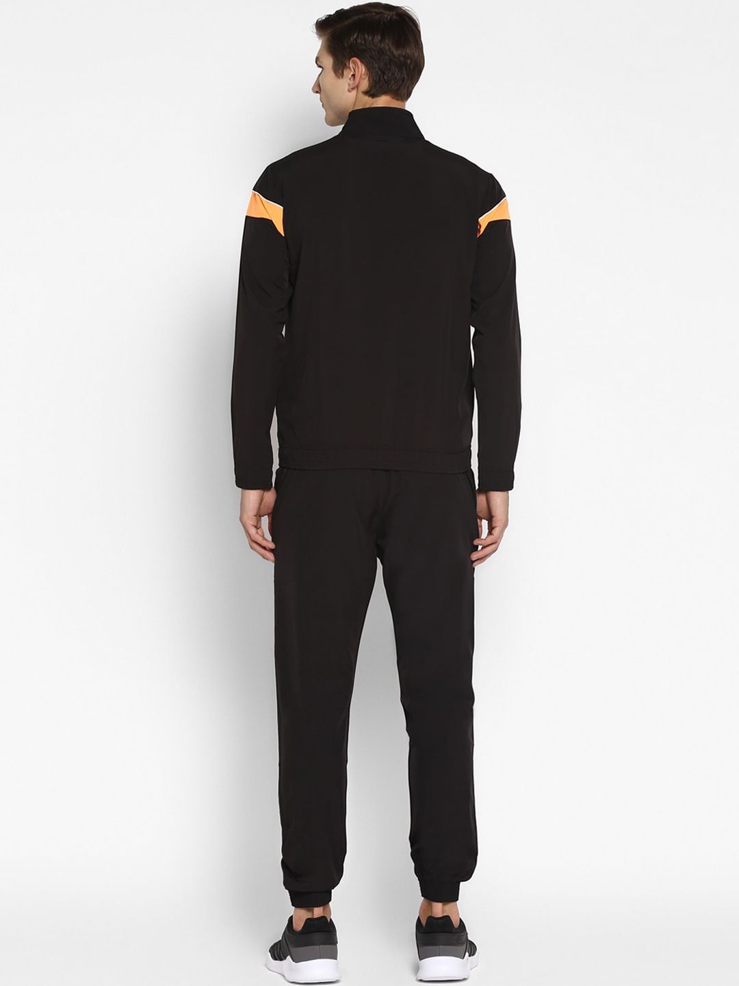  Yuuki Men Black & Orange Colourblocked Tracksuit