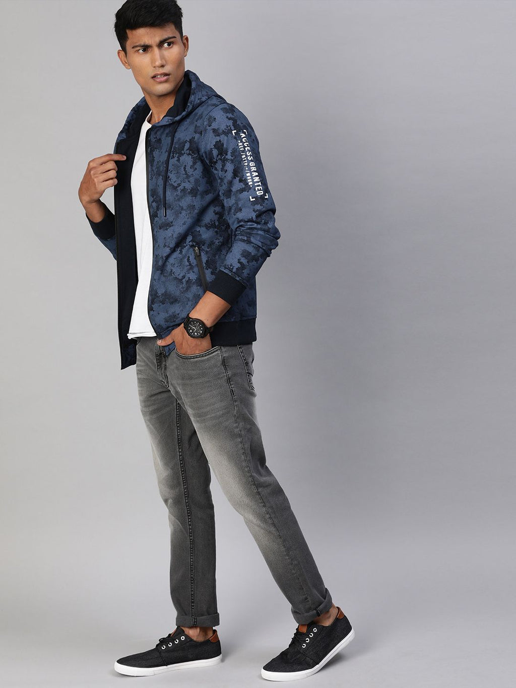  WROGN Men Navy Blue Slim Fit Printed Hooded Sweatshirt
