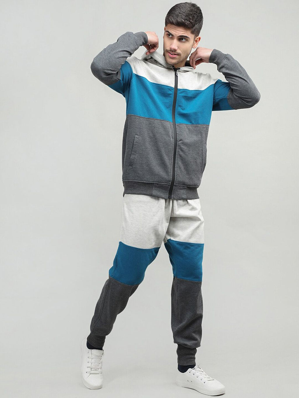  CHKOKKO Men Colorblocked Hooded Zipper Tracksuit