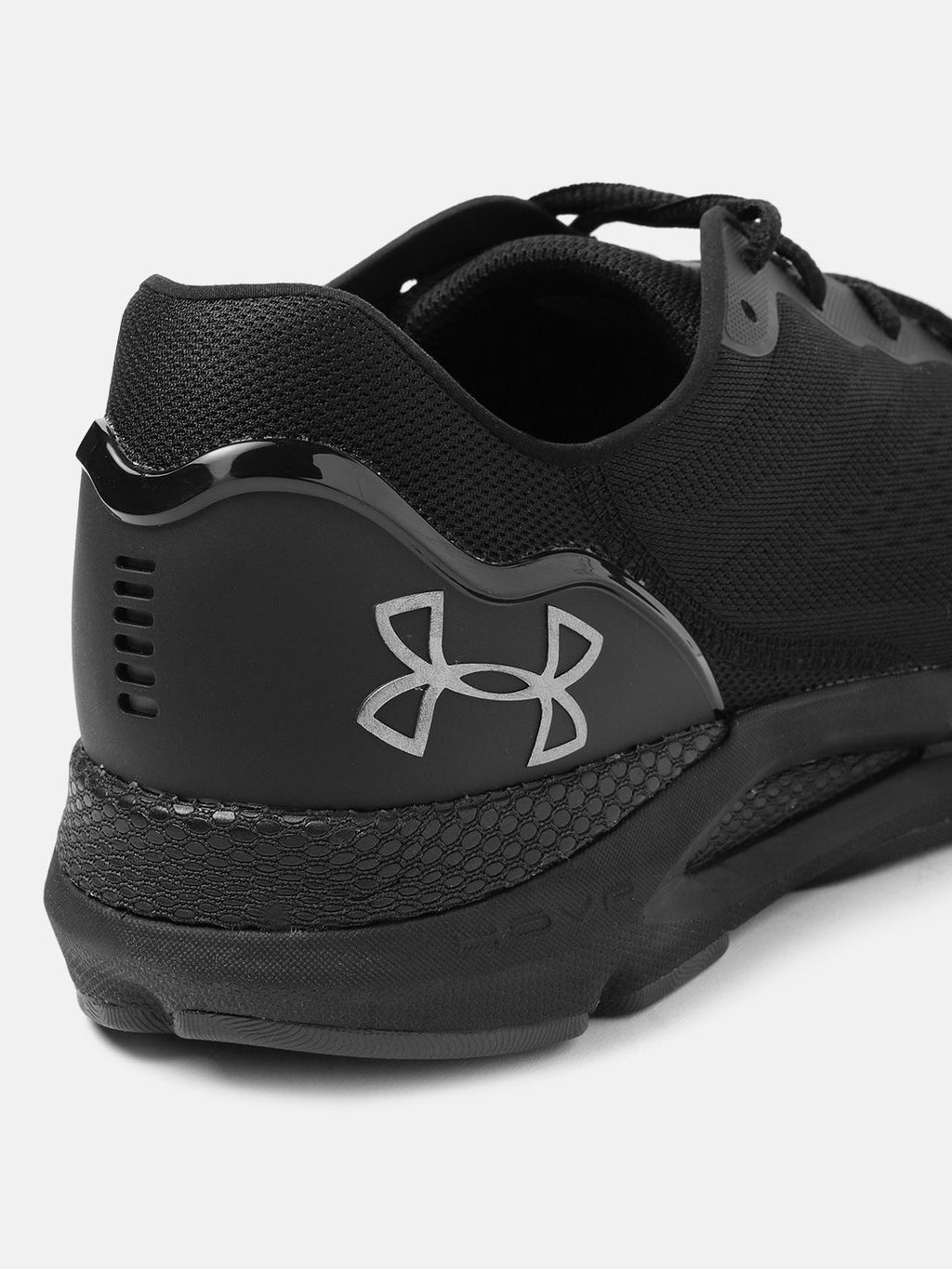  UNDER ARMOUR Men Woven Design HOVR Sonic 6 Running Shoes