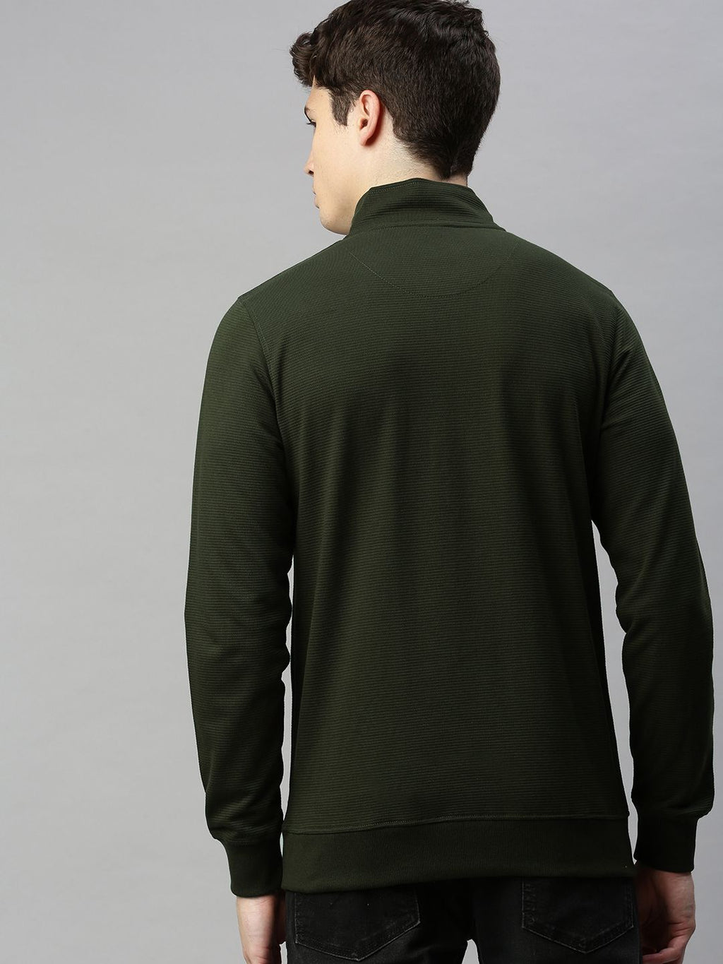  WROGN Men Olive Green Solid Slim Fit Sweatshirt