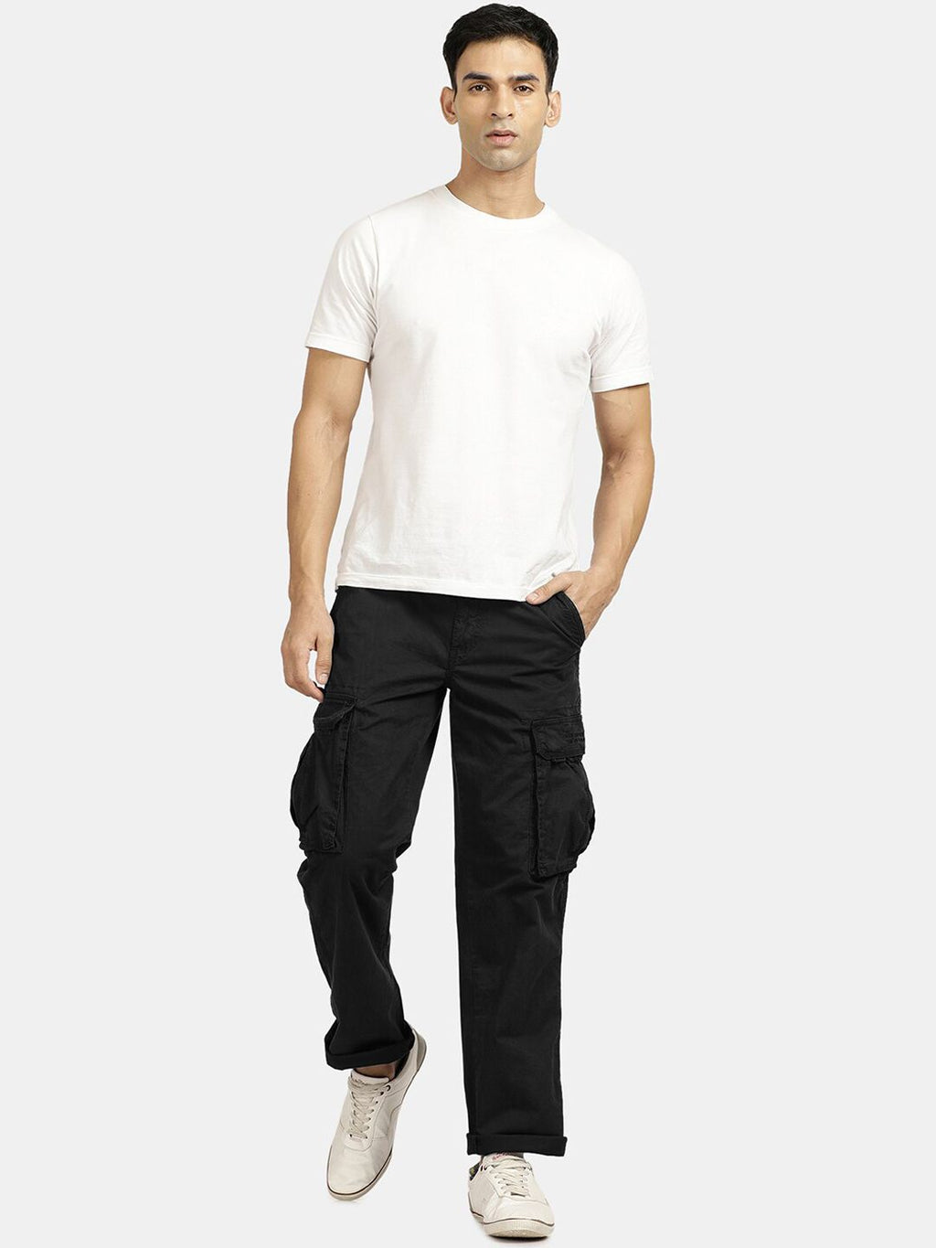  T-base Men Mid-Rise Cargos Trousers