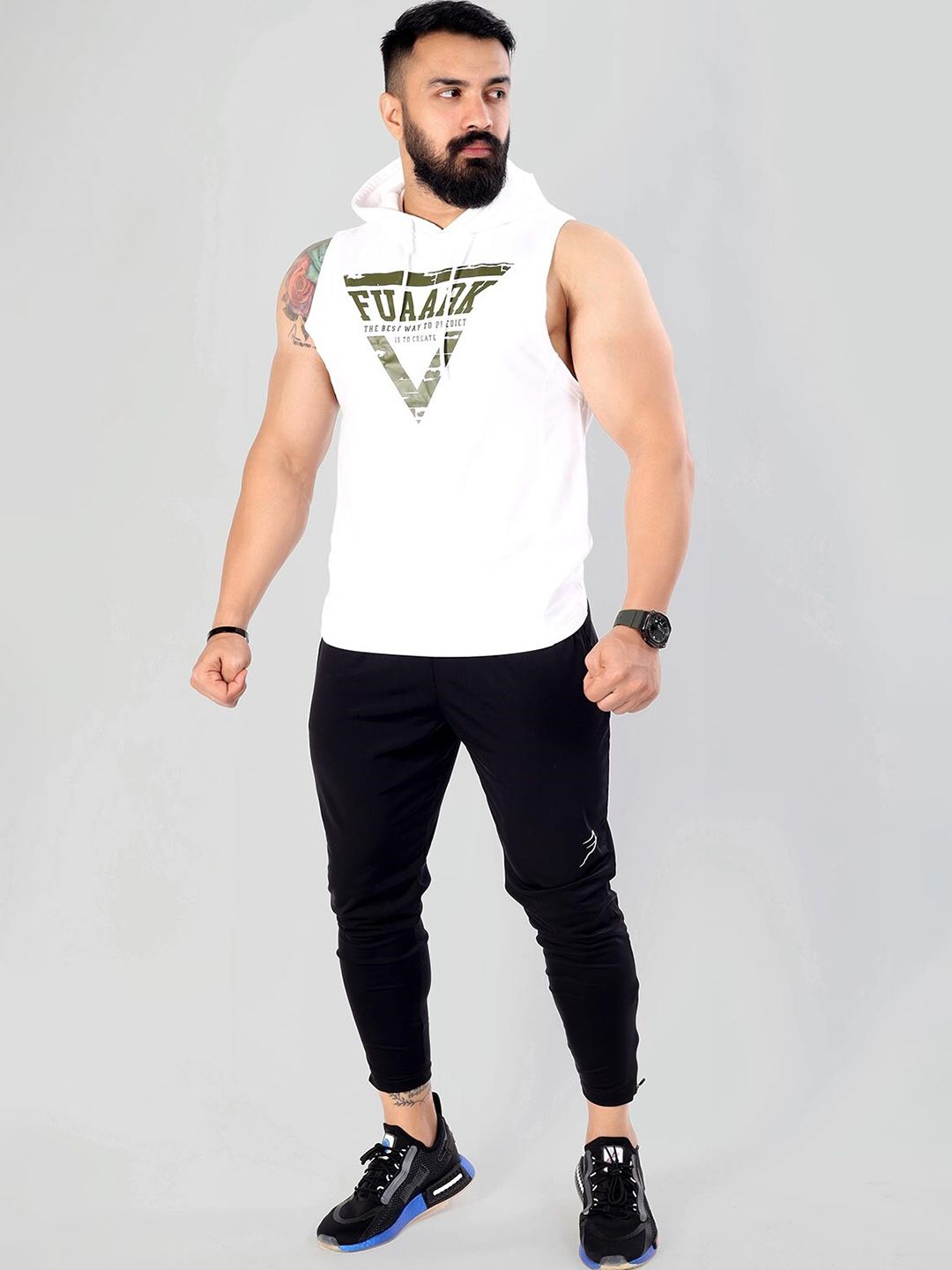  FUAARK Typography Printed Sleeveless Hooded Cotton Sweatshirt