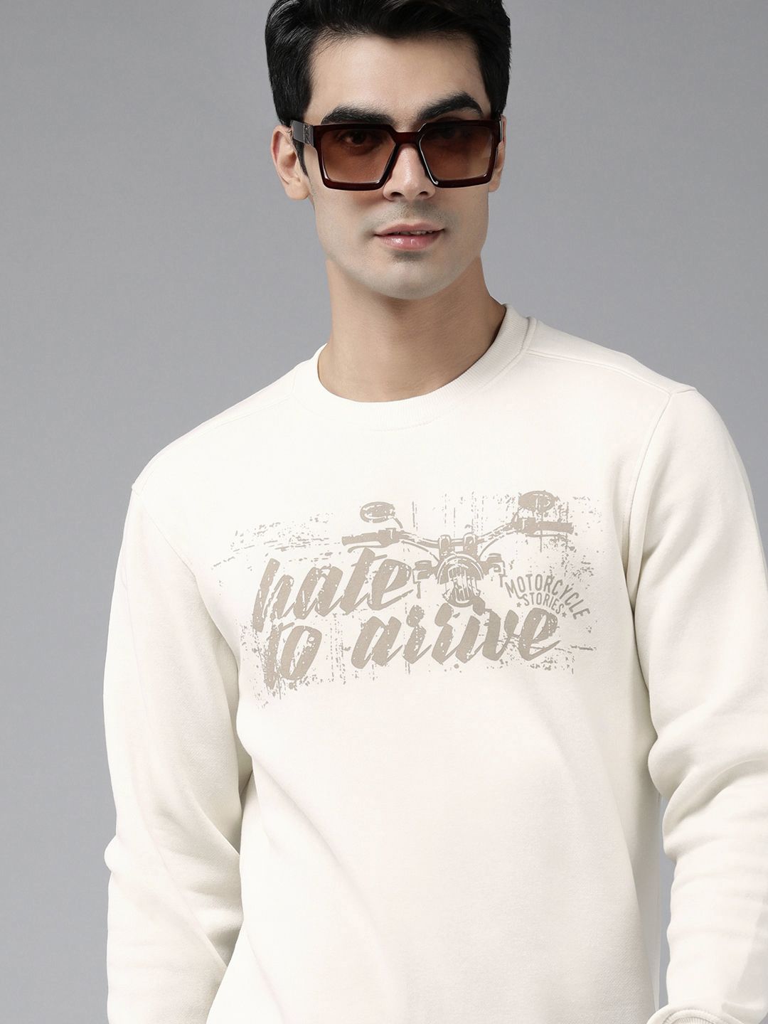  Wildcraft Men Off White Printed Sweatshirt