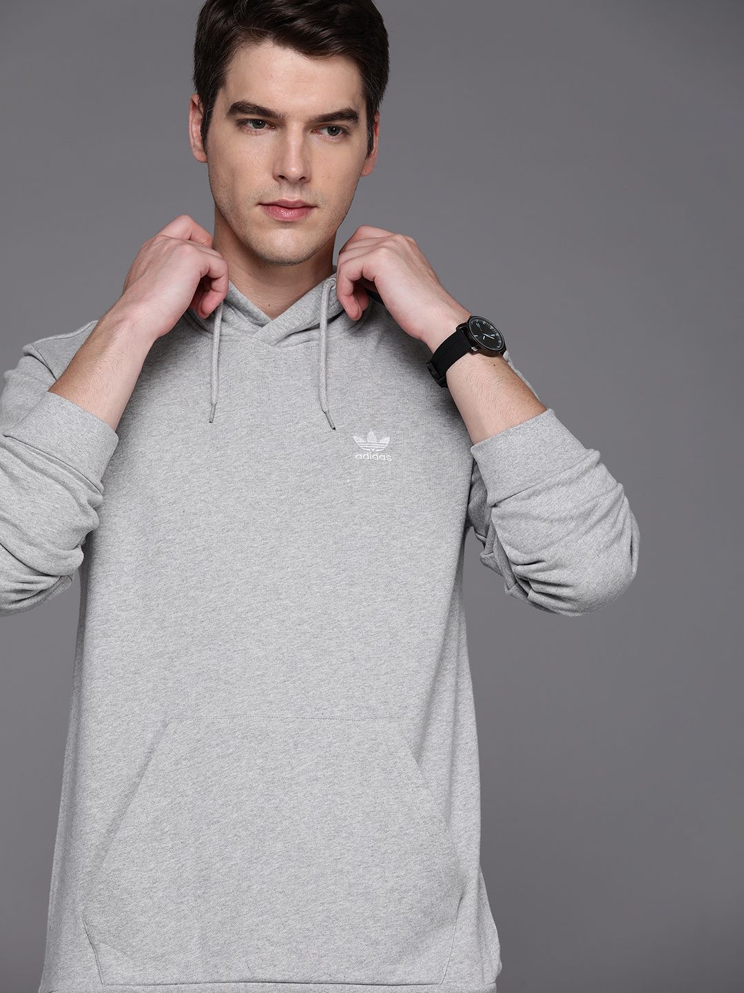  ADIDAS Originals Men Essential Hooded Sweatshirt