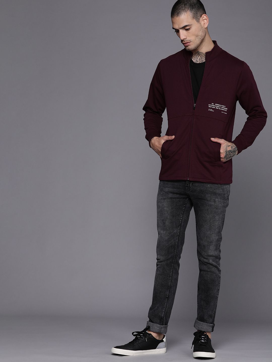  WROGN Men Maroon Applique Mock-Collar Front-Open Sweatshirt